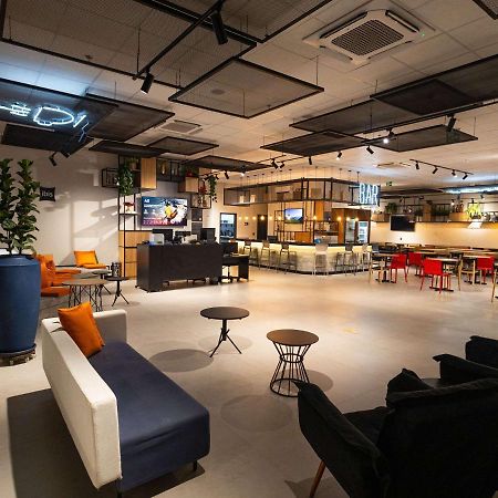 ホテル Ibis Barra do Garças エクステリア 写真