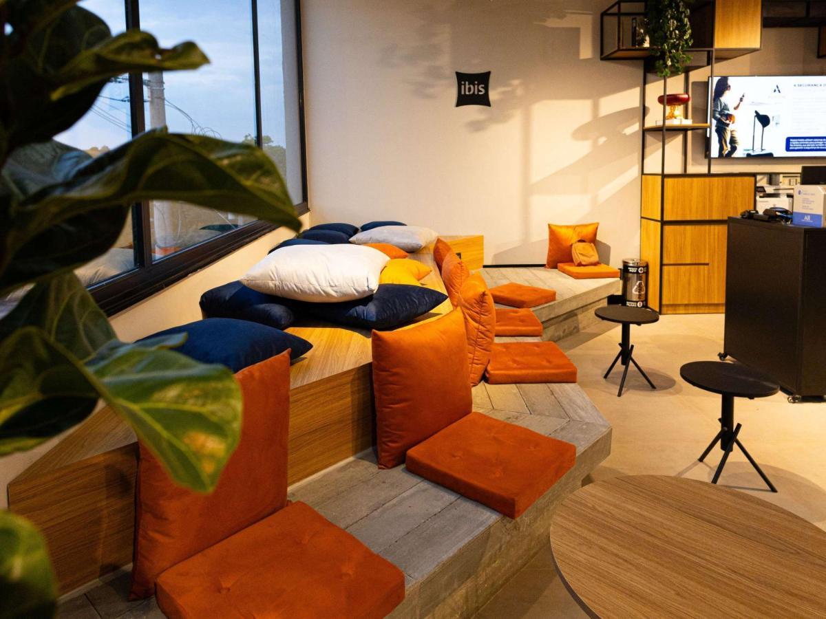 ホテル Ibis Barra do Garças エクステリア 写真